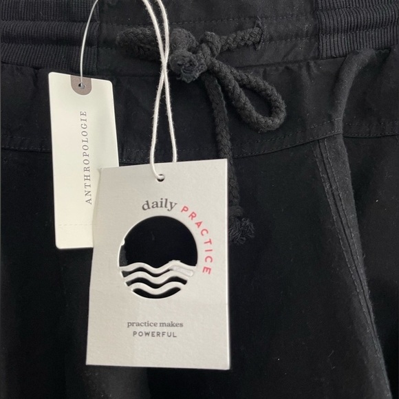 NWT Anthropologie Daily Practice Courtside Black Mini Skirt M - Picture 4 of 4